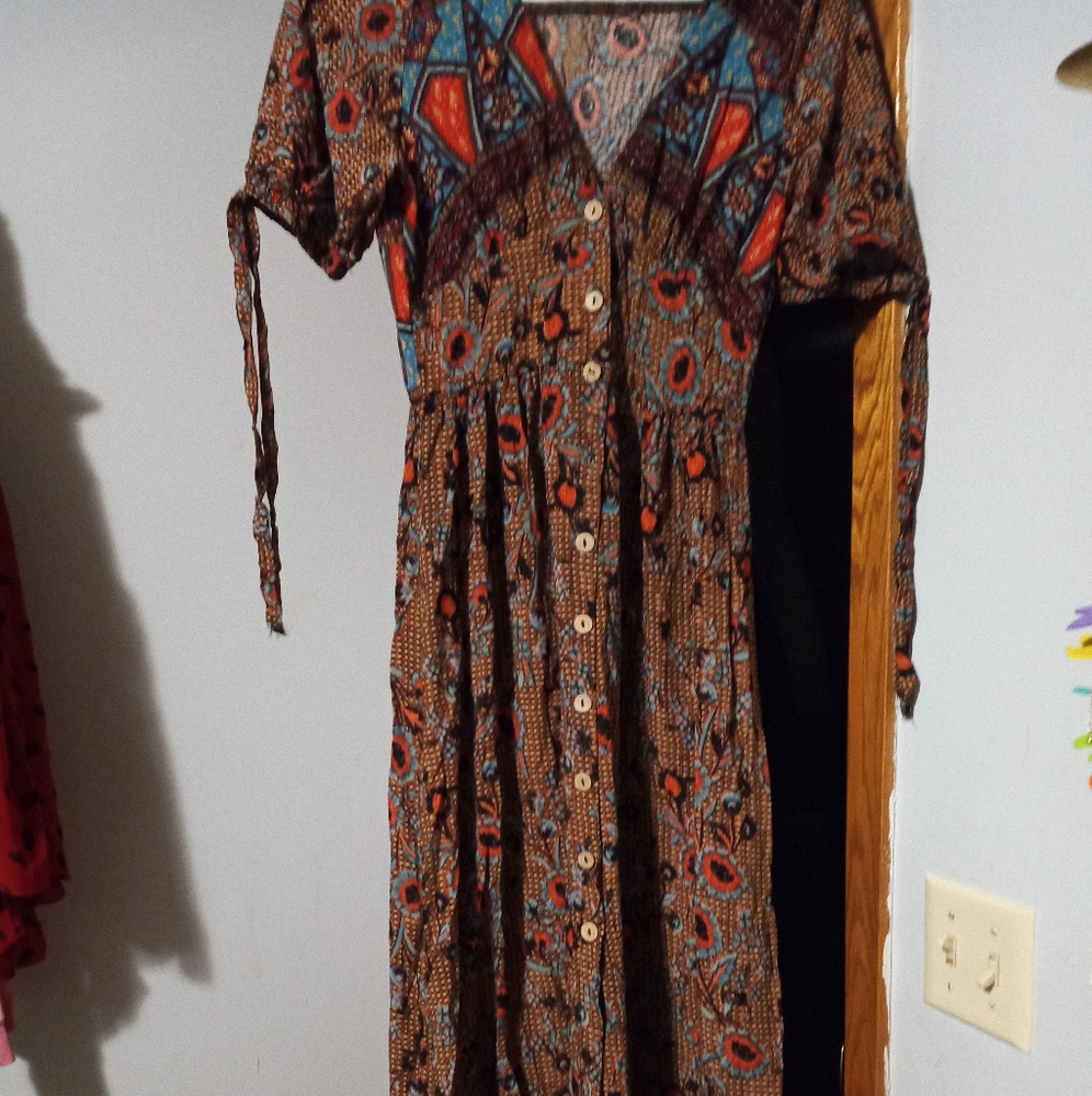 Women's shirt sleeved dress ,artsy ,creative print